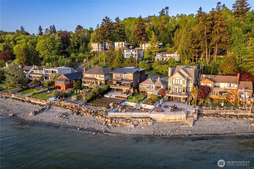 Property photo for 5637 Beach Drive SW, Seattle