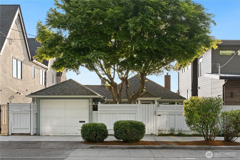 Property photo for 5637 Beach Drive SW, Seattle photo 8