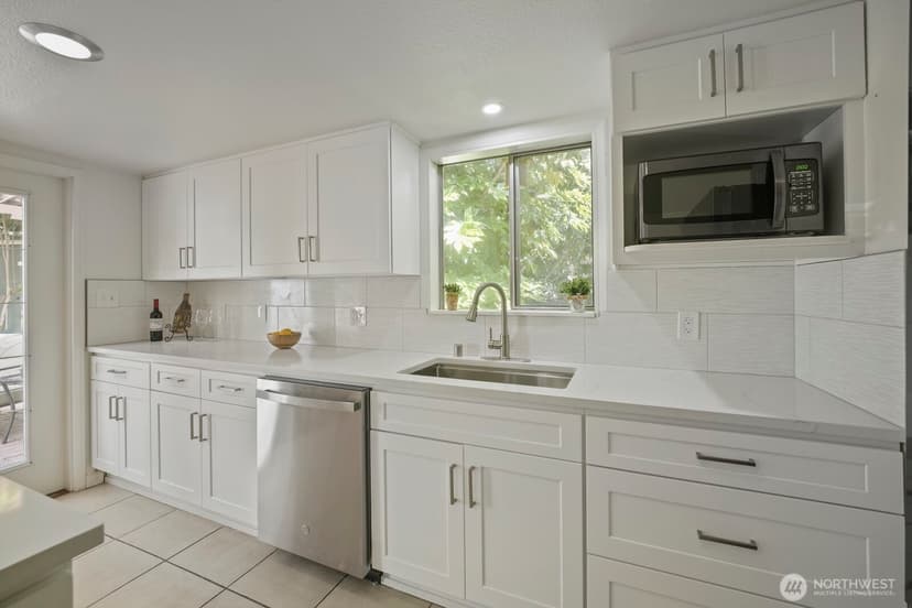 Property photo for 2113 Snyder Avenue, Bremerton photo 10