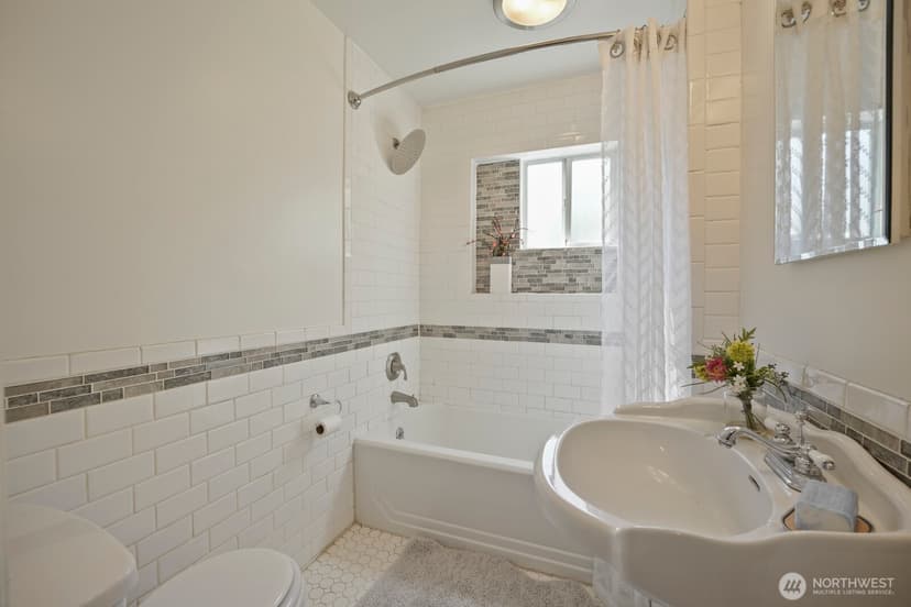 Property photo for 2113 Snyder Avenue, Bremerton photo 17