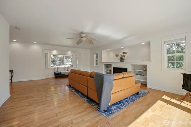Property photo for 2113 Snyder Avenue, Bremerton photo 5