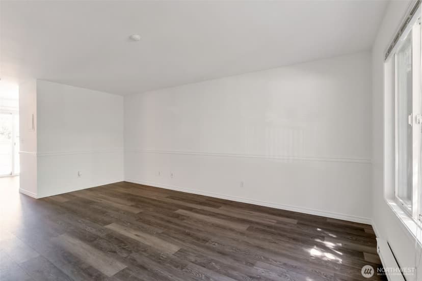 Property photo for 19712 50 Avenue W #1, Lynnwood photo 7