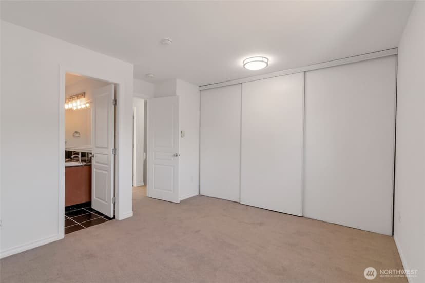 Property photo for 19712 50 Avenue W #1, Lynnwood photo 13
