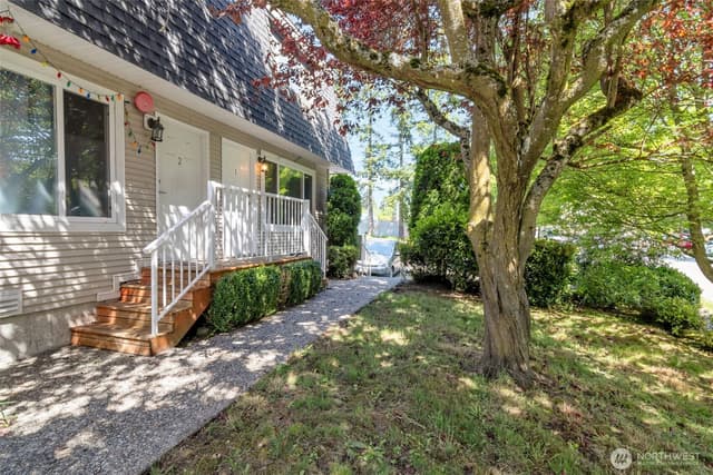 Property photo for 19712 50 Avenue W #1, Lynnwood photo 3
