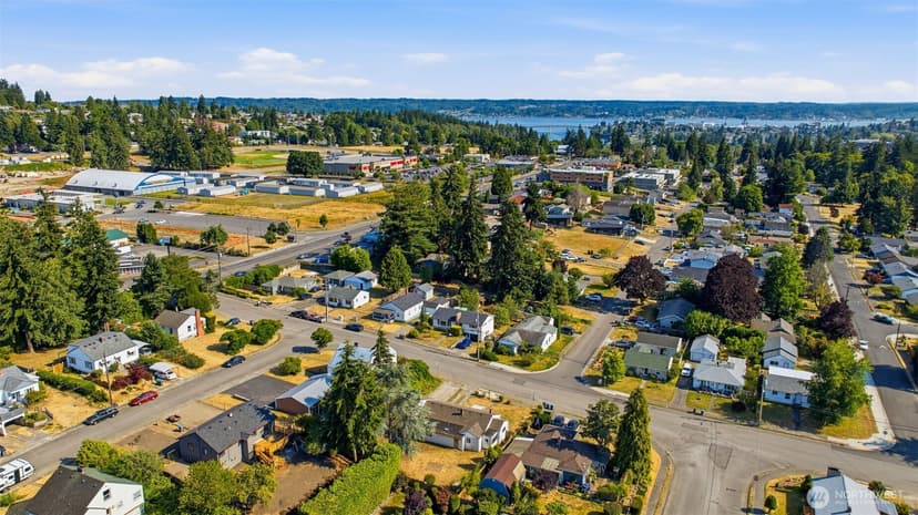 Property photo for 1104 Dibb Street, Bremerton photo 32