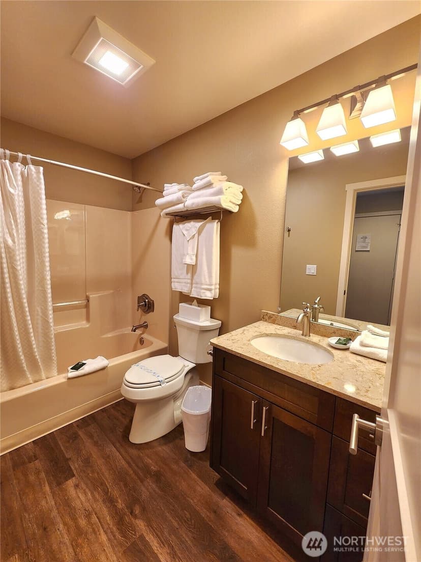 Property photo for 1 Lakeside 717-M, Manson photo 17