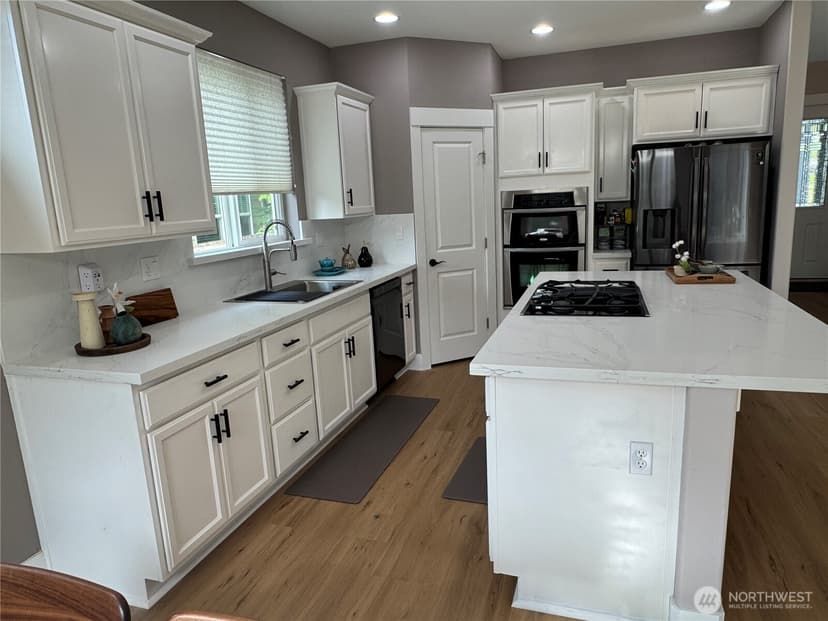 Property photo for 20507 9th Avenue W, Lynnwood photo 12