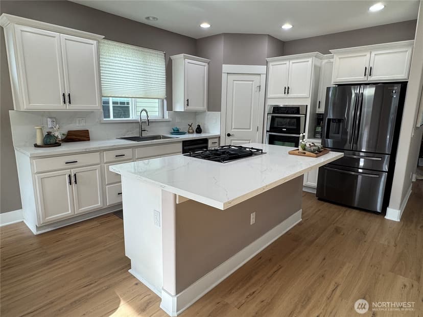 Property photo for 20507 9th Avenue W, Lynnwood photo 11