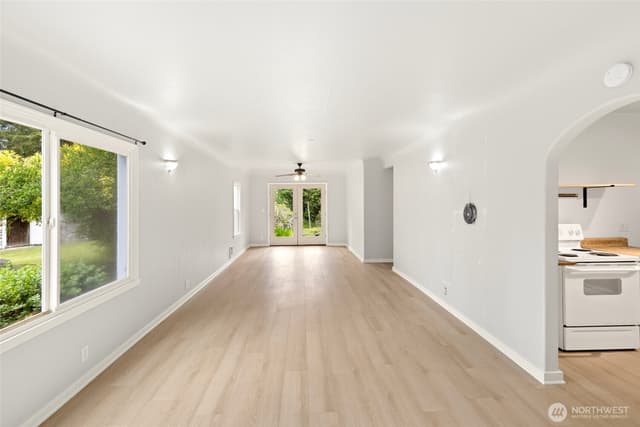 Property photo for 11513 Jovita Blvd E, Edgewood photo 3