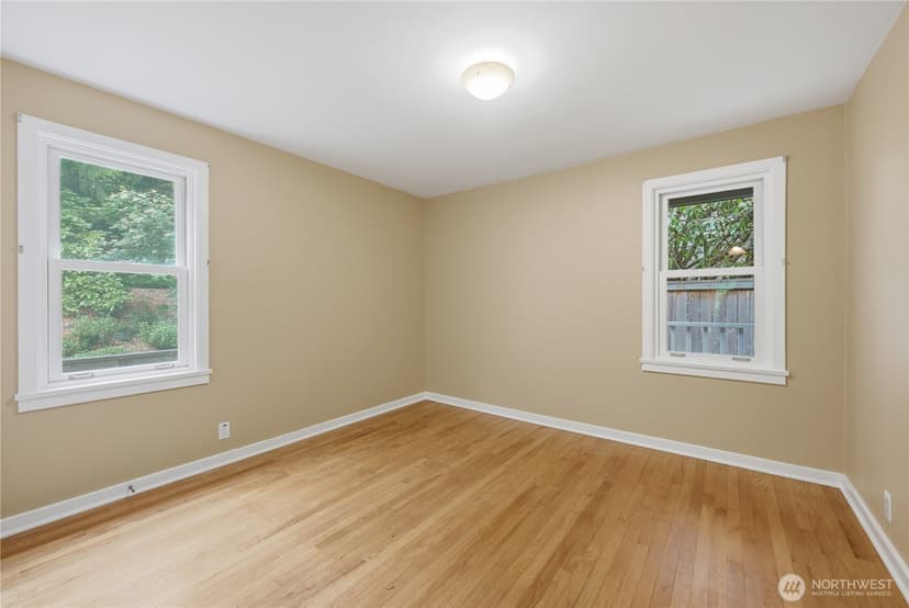 Property photo for 3217 36th Avenue W, Seattle photo 12
