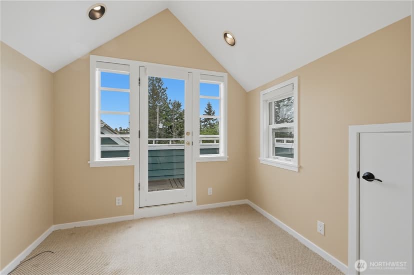 Property photo for 3217 36th Avenue W, Seattle photo 22