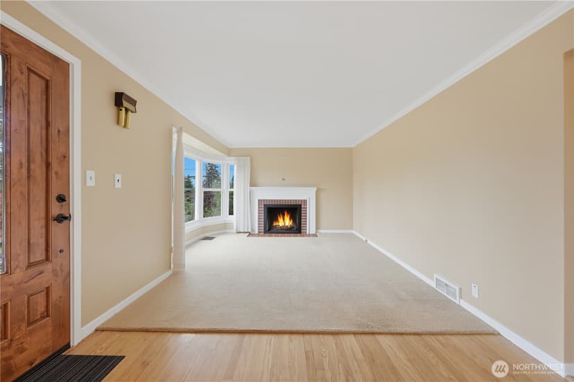 Property photo for 3217 36th Avenue W, Seattle photo 4