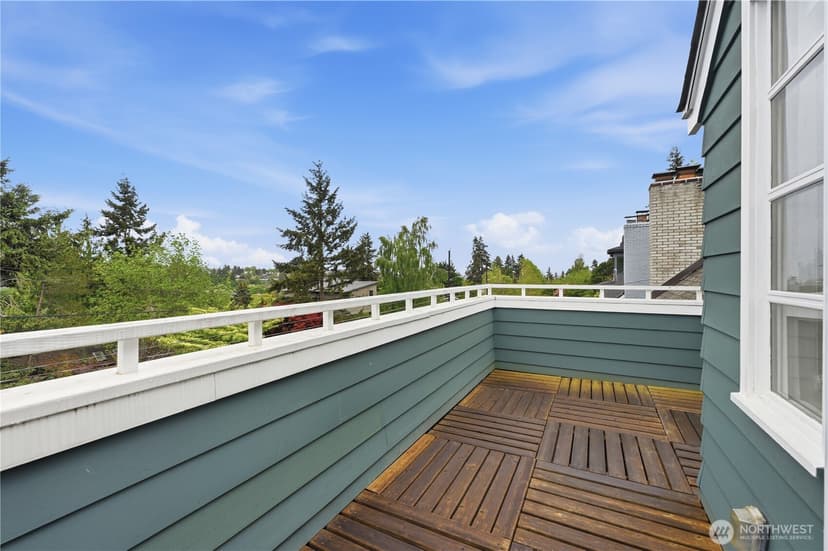 Property photo for 3217 36th Avenue W, Seattle photo 23