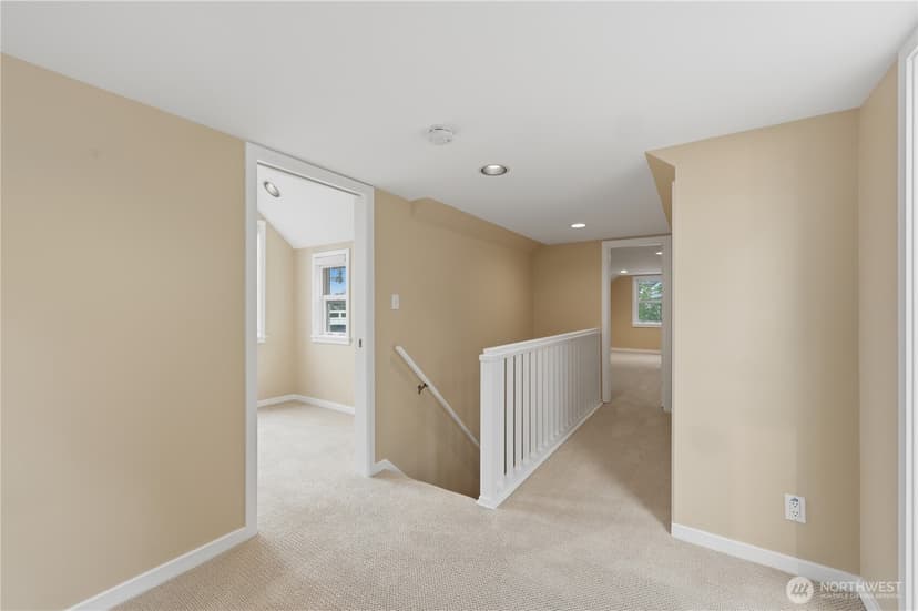 Property photo for 3217 36th Avenue W, Seattle photo 15