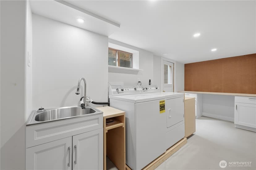 Property photo for 3217 36th Avenue W, Seattle photo 29