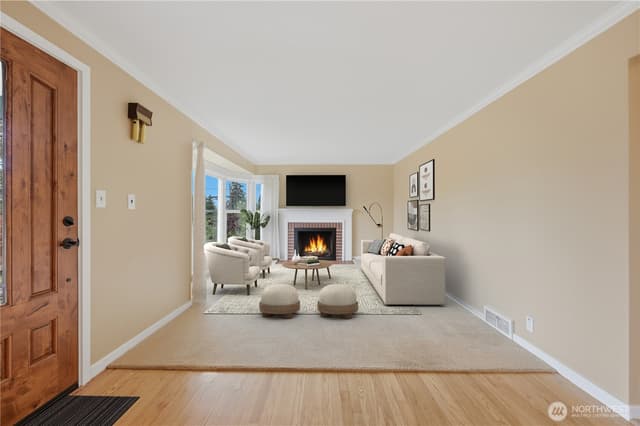 Property photo for 3217 36th Avenue W, Seattle photo 3