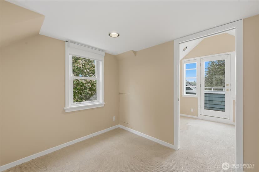 Property photo for 3217 36th Avenue W, Seattle photo 21