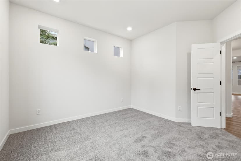 Property photo for 33207 SE Stevens Street, Black Diamond photo 6