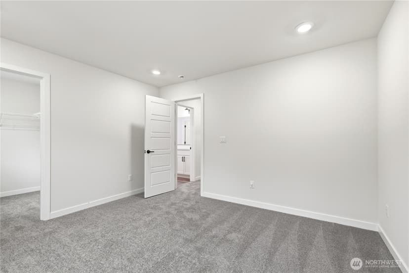 Property photo for 33207 SE Stevens Street, Black Diamond photo 36