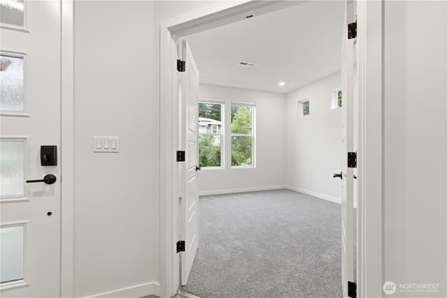 Property photo for 33207 SE Stevens Street, Black Diamond photo 5