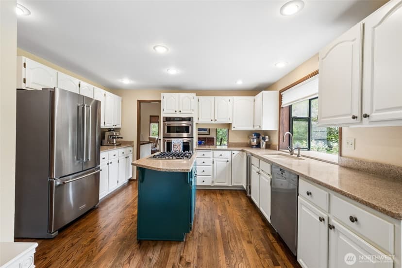 Property photo for 23625 SE 225th Street, Maple Valley photo 16