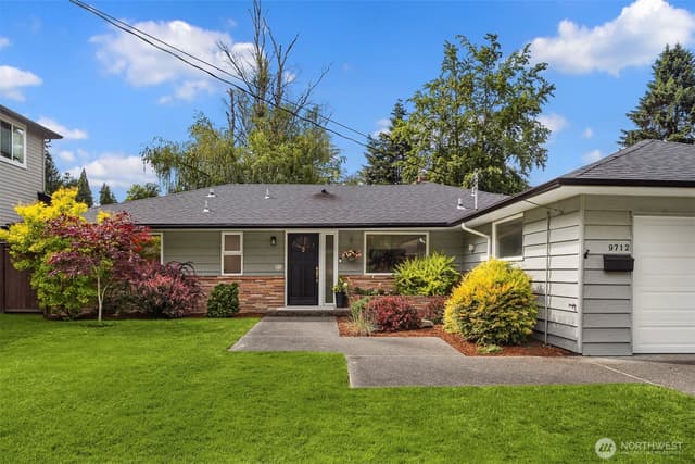 Property photo for 9712 SE 41st, Mercer Island, WA 98040
