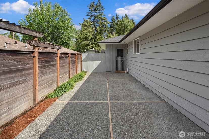 Property photo for 9712 SE 41st, Mercer Island photo 25