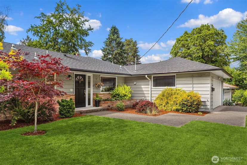 Property photo for 9712 SE 41st, Mercer Island photo 3