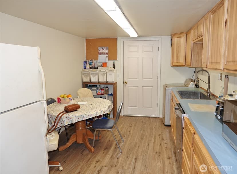Property photo for 987 Beaver Court SE, Ocean Shores photo 25