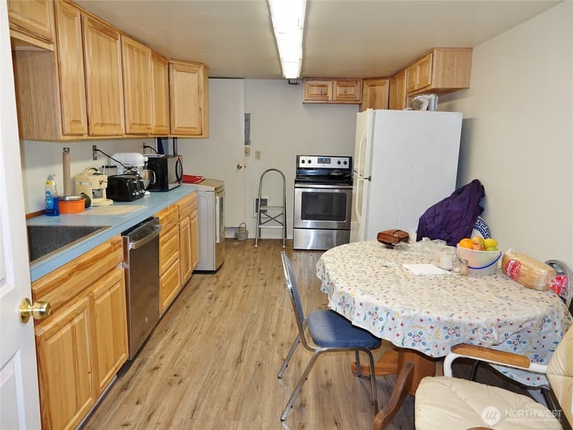 Property photo for 987 Beaver Court SE, Ocean Shores photo 23