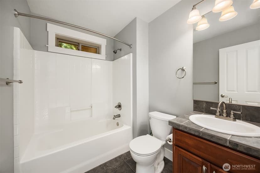 Property photo for 2989 NE Davis Loop, Issaquah photo 30
