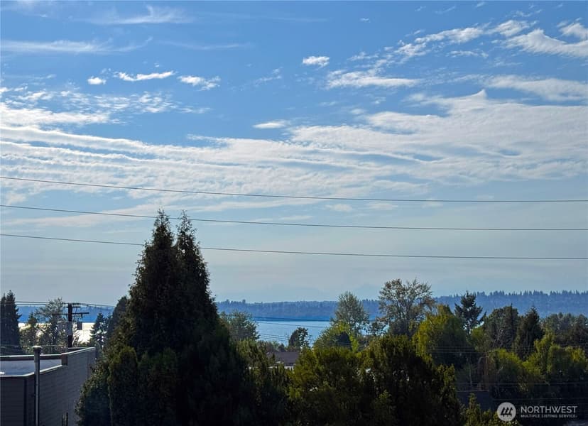 Property photo for 10834 NE 68th Street #B5, Kirkland photo 16