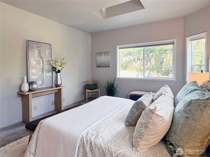 Property photo for 10834 NE 68th Street #B5, Kirkland photo 19