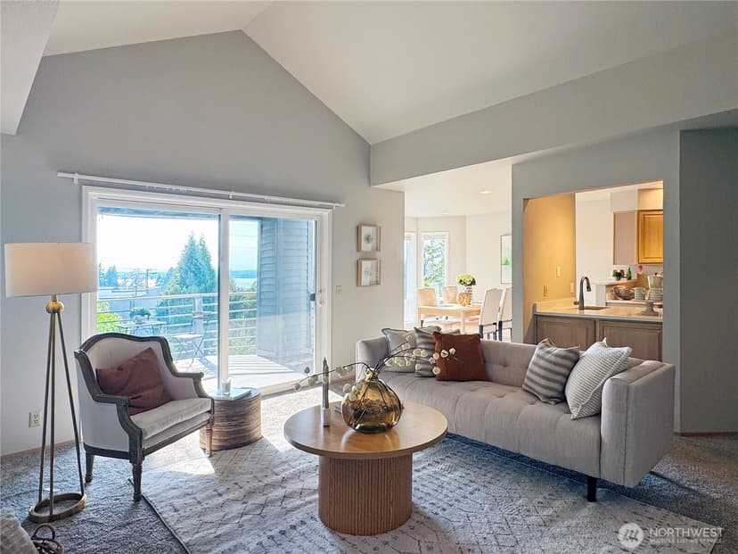 Property photo for 10834 NE 68th Street #B5, Kirkland photo 5