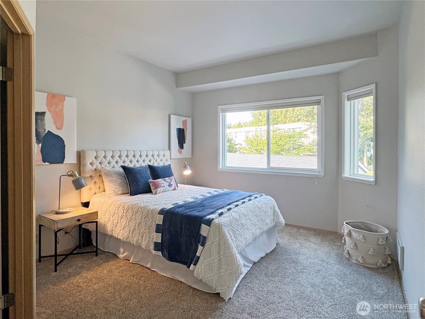 Property photo for 10834 NE 68th Street #B5, Kirkland photo 21