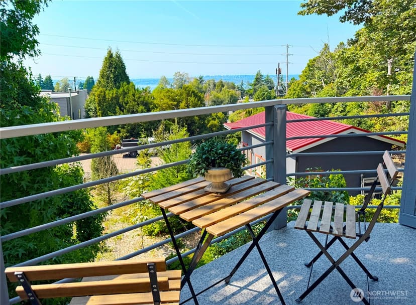 Property photo for 10834 NE 68th Street #B5, Kirkland photo 15