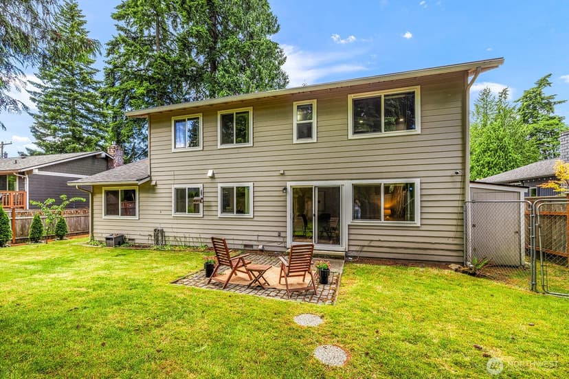 Property photo for 10710 126th Place NE, Kirkland photo 34