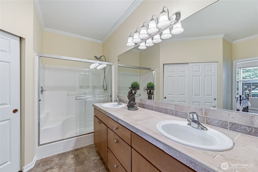 Property photo for 24563 NE Vine Maple Way, Redmond photo 17