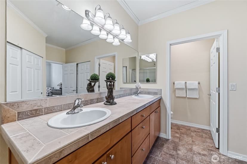 Property photo for 24563 NE Vine Maple Way, Redmond photo 18