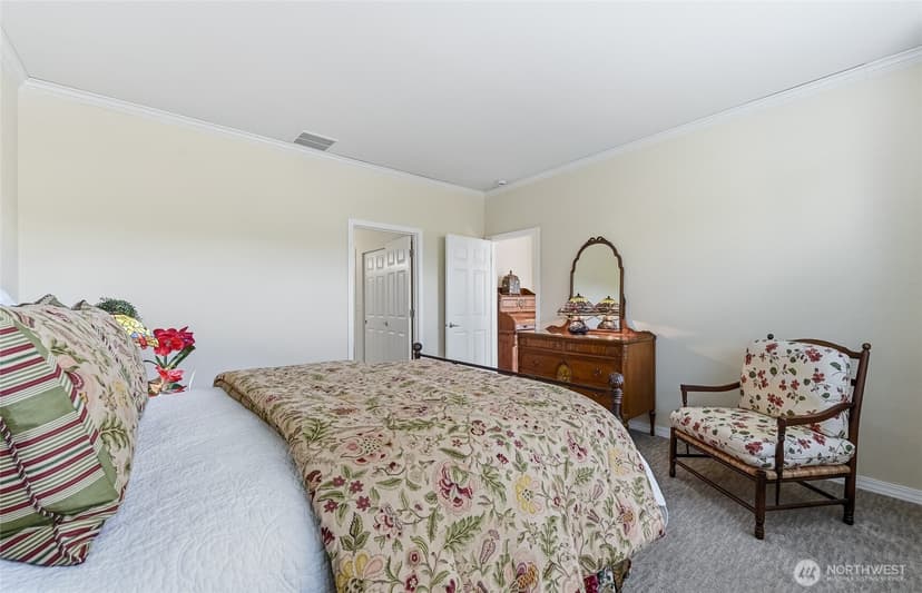 Property photo for 24563 NE Vine Maple Way, Redmond photo 13