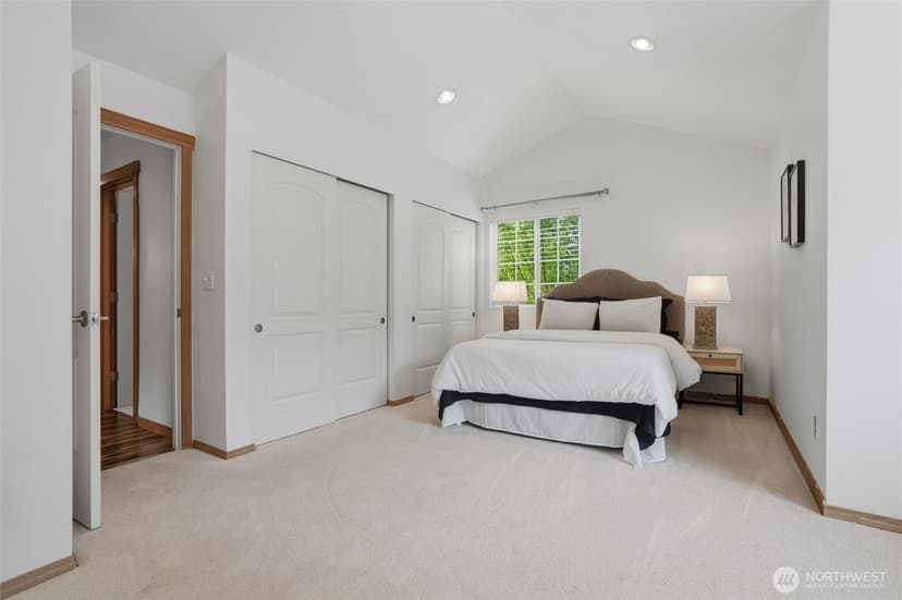 Property photo for 6604 198th Place SW, Lynnwood photo 15