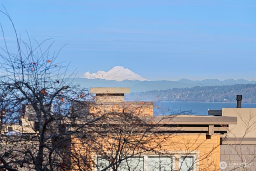 Property photo for 50 Pine Street #103, Edmonds photo 5