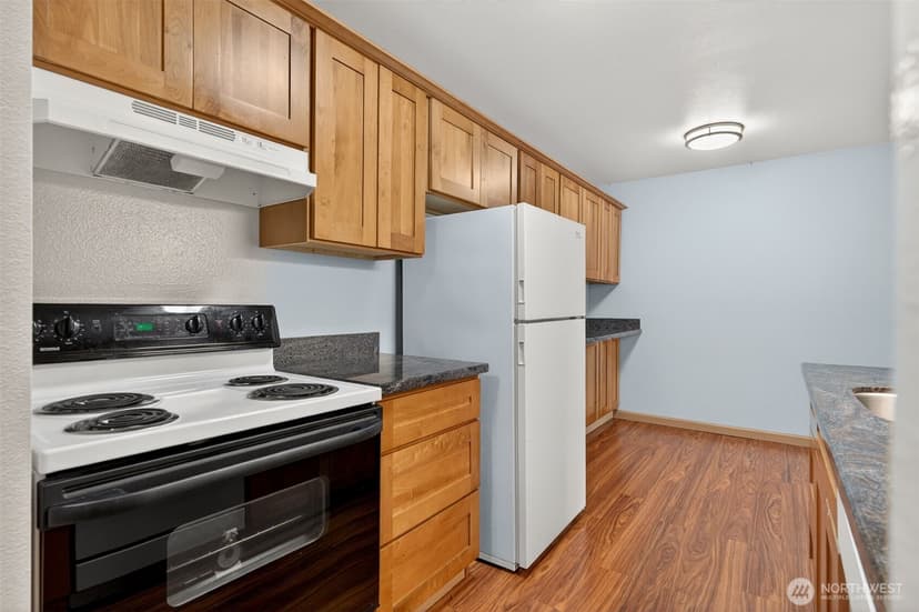 Property photo for 19428 Aurora Avenue N #131, Shoreline photo 9