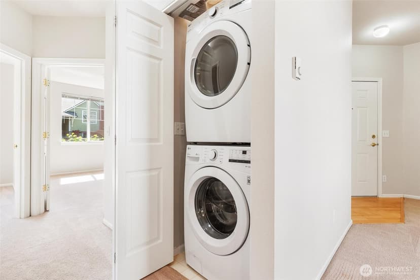 Property photo for 13000 Admiralty Way #D204, Everett photo 14