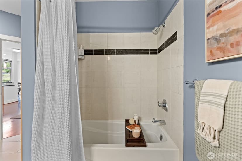 Property photo for 1501 Tacoma Avenue S #111, Tacoma photo 18