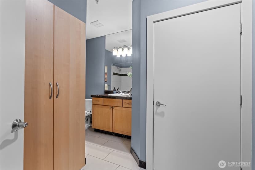 Property photo for 1501 Tacoma Avenue S #111, Tacoma photo 17