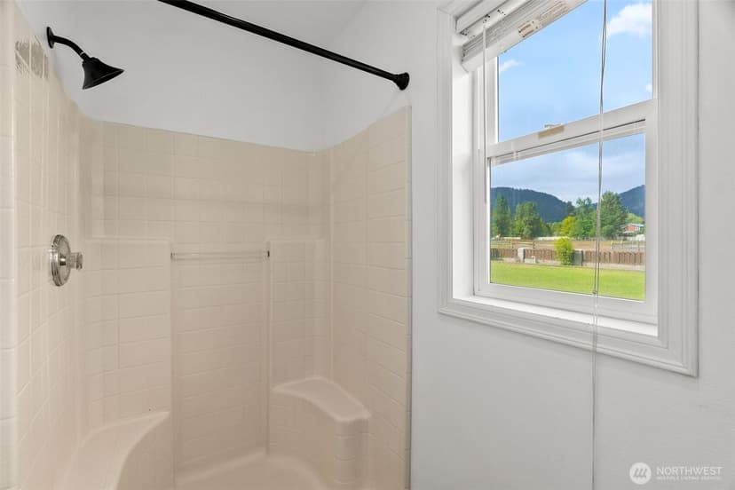 Property photo for 171 Richards Road, Cle Elum photo 12