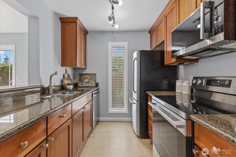 Property photo for 514 142nd Avenue SE #98, Bellevue photo 6