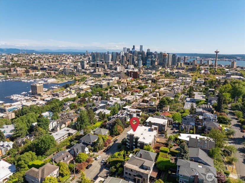 Property photo for 1605 5th Avenue N #302, Seattle photo 29
