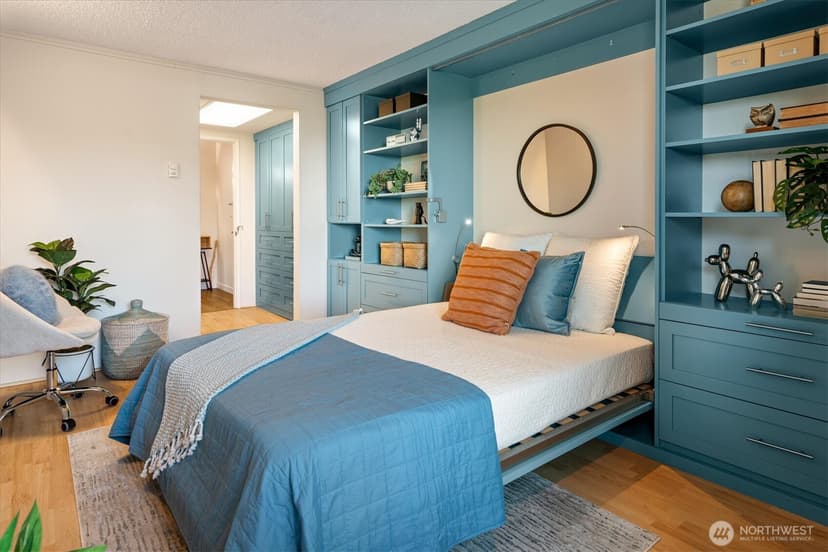 Property photo for 1605 5th Avenue N #302, Seattle photo 20